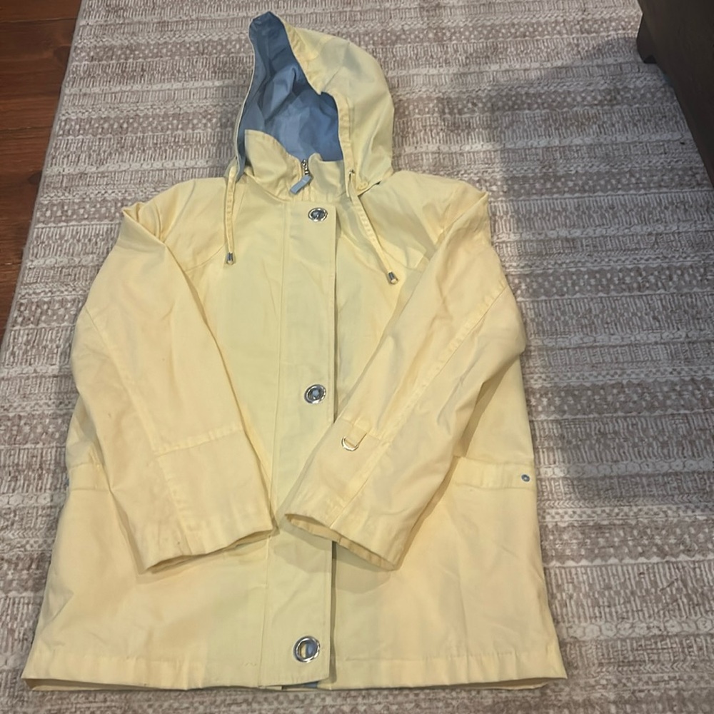 Mackintosh Yellow jacket with removable hood and small shoulder pads